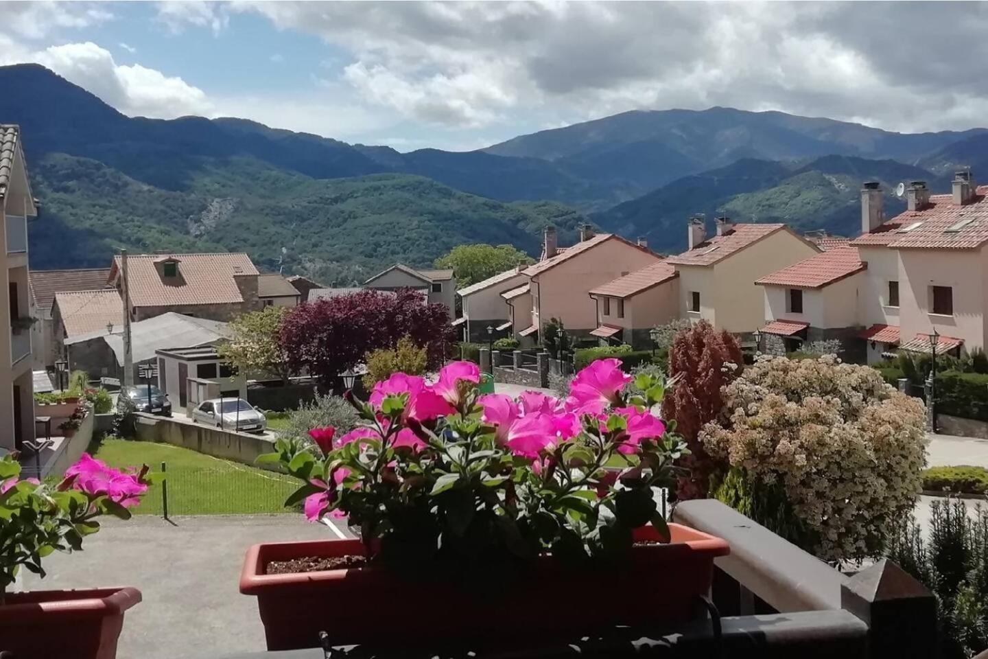 Laspuña Duplex La Valle Ordesaainsa מראה חיצוני תמונה