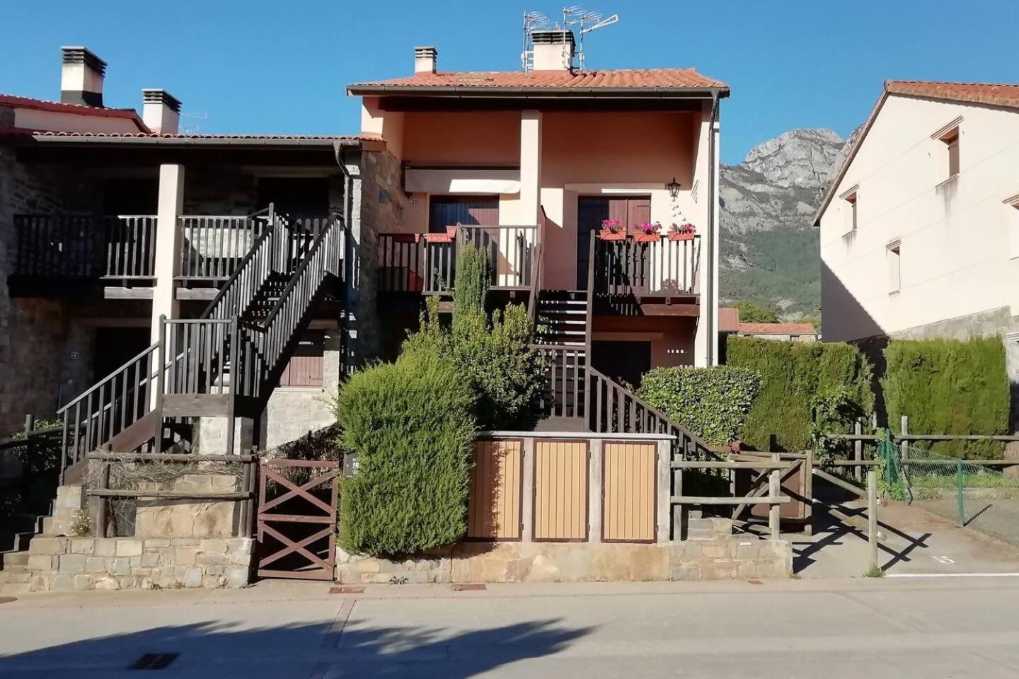 Laspuña Duplex La Valle Ordesaainsa מראה חיצוני תמונה