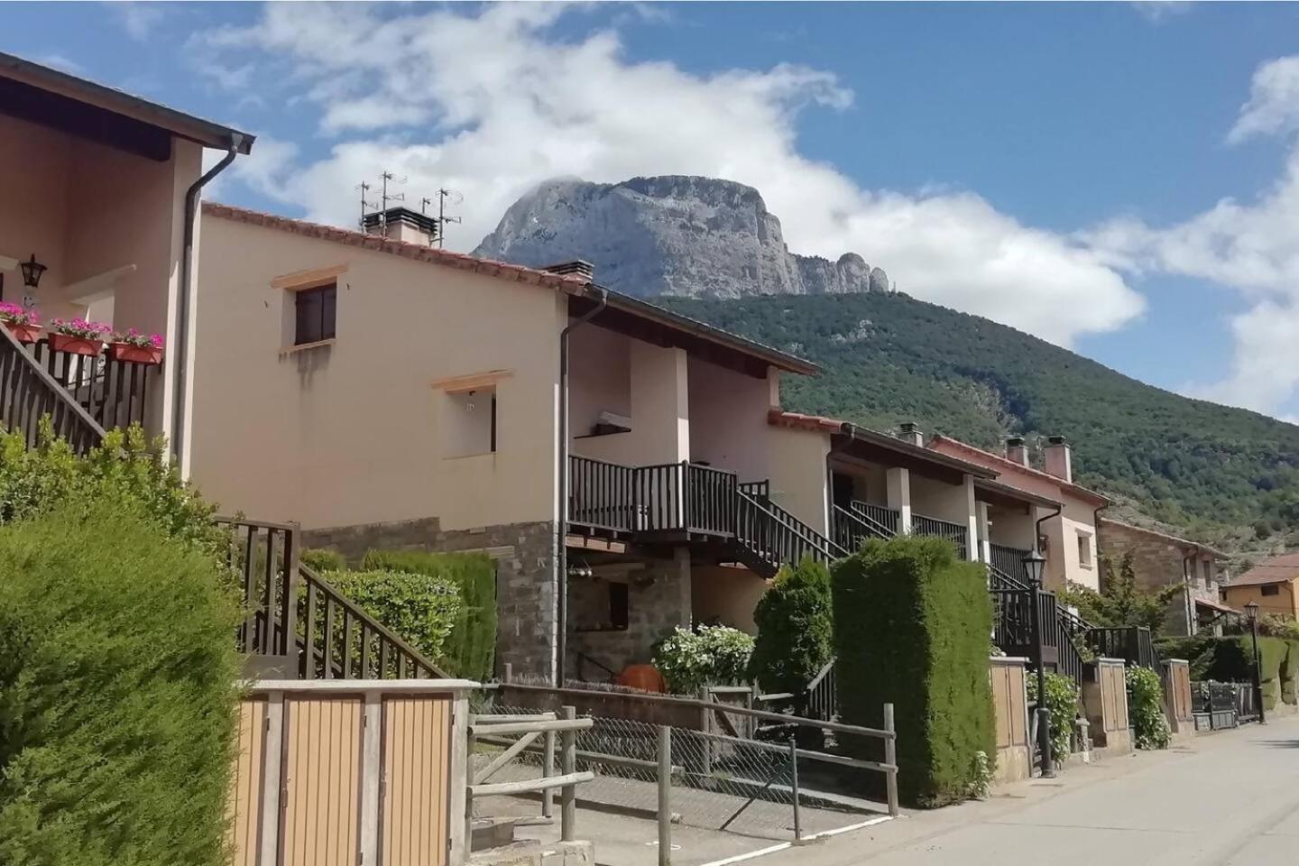Laspuña Duplex La Valle Ordesaainsa מראה חיצוני תמונה